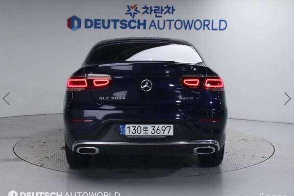 2021 Mercedes-Benz GLC с пробегом 56 042 км