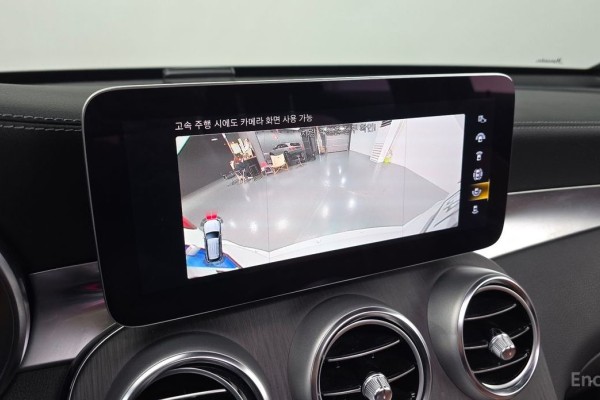 2022 Mercedes-Benz GLC с пробегом 53 915 км