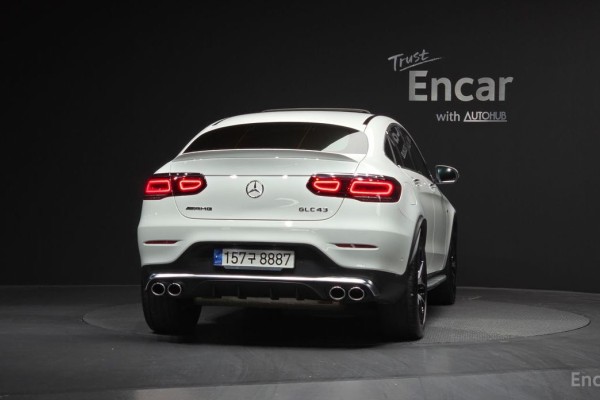 2021 Mercedes-Benz GLC с пробегом 53 327 км