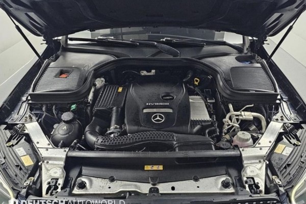 2021 Mercedes-Benz GLC с пробегом 56 042 км