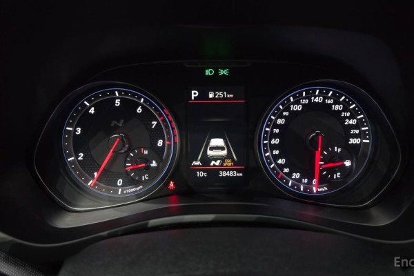 2021 Hyundai Veloster с пробегом 38 483 км