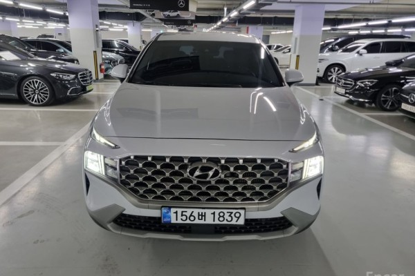 2022 Hyundai Santa Fe с пробегом 54 316 км