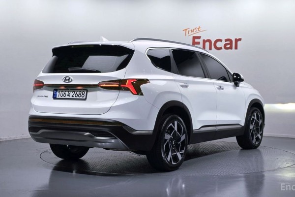 2022 Hyundai Santa Fe с пробегом 23 925 км