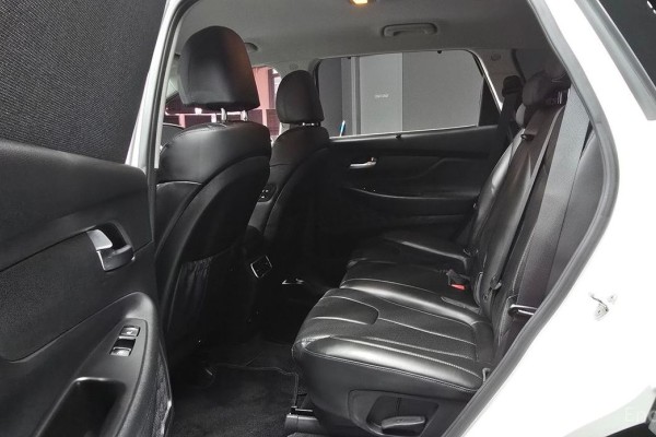 2021 Hyundai Santa Fe с пробегом 93 282 км