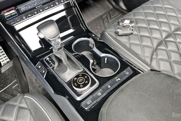 2021 Kia Mohave с пробегом 42 090 км