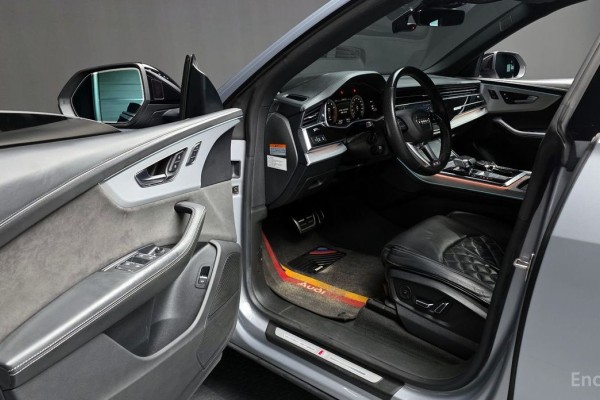 2022 Audi Q8 с пробегом 95 456 км