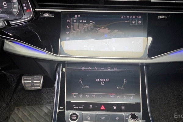 2022 Audi Q8 с пробегом 59 320 км