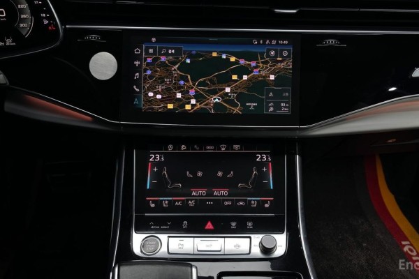 2022 Audi Q8 с пробегом 95 456 км