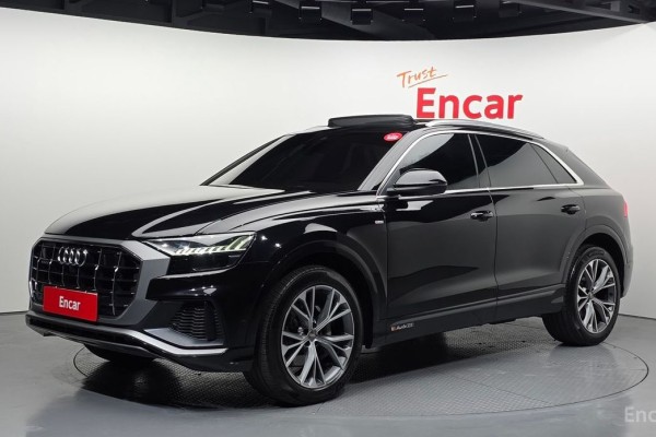 2021 Audi Q8 с пробегом 147 730 км