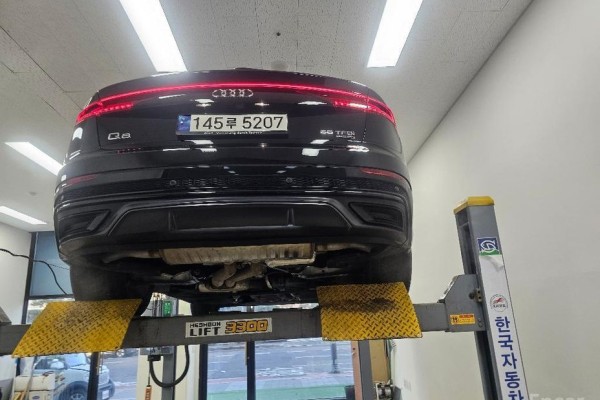 2023 Audi Q8 с пробегом 33 000 км