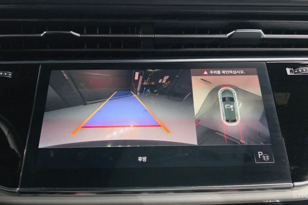 2021 Audi Q8 с пробегом 147 730 км