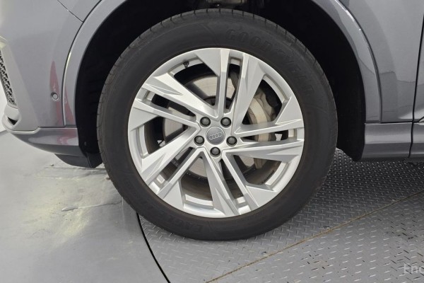 2021 Audi Q7 с пробегом 50 643 км