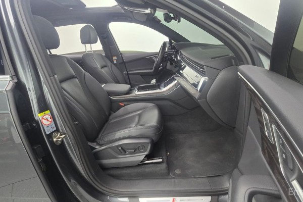 2021 Audi Q7 с пробегом 50 643 км