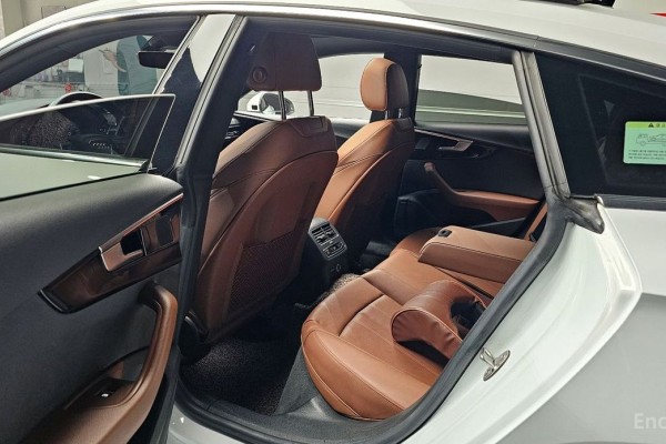 2021 Audi A5 с пробегом 71 853 км