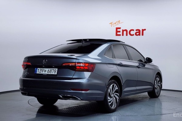 2021 Volkswagen Jetta с пробегом 31 021 км