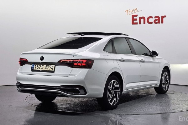 2022 Volkswagen Jetta с пробегом 41 066 км