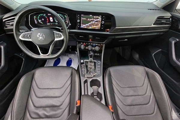 2022 Volkswagen Jetta с пробегом 41 066 км