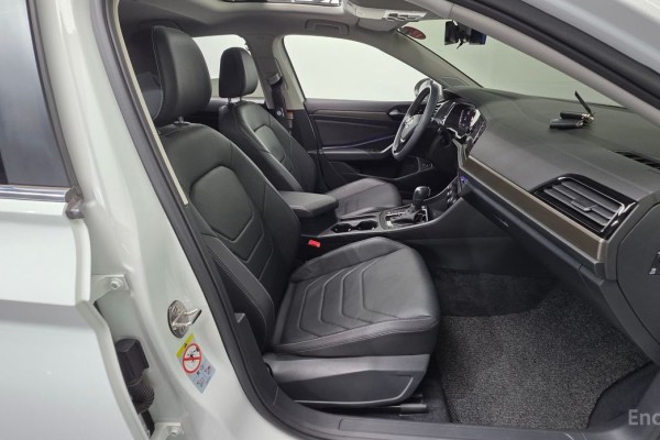 2021 Volkswagen Jetta с пробегом 87 007 км