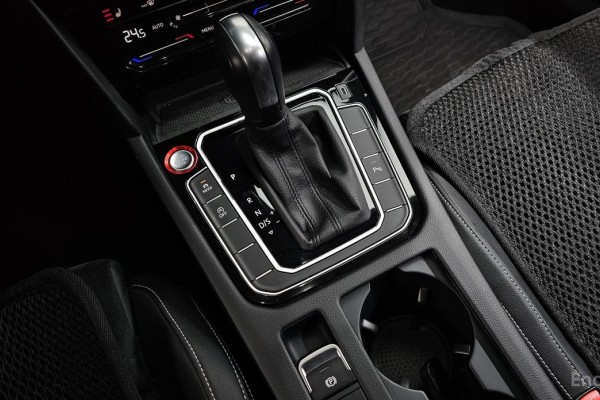 2021 Volkswagen Passat с пробегом 76 654 км