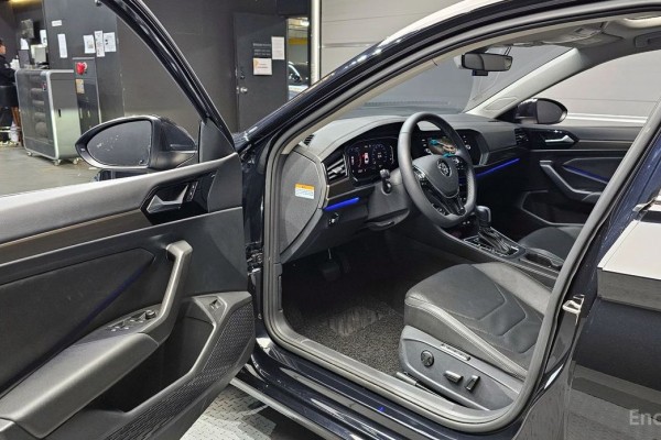 2021 Volkswagen Jetta с пробегом 22 112 км