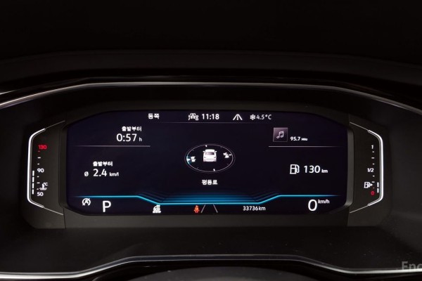 2022 Volkswagen Jetta с пробегом 33 736 км