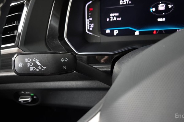 2022 Volkswagen Jetta с пробегом 33 736 км