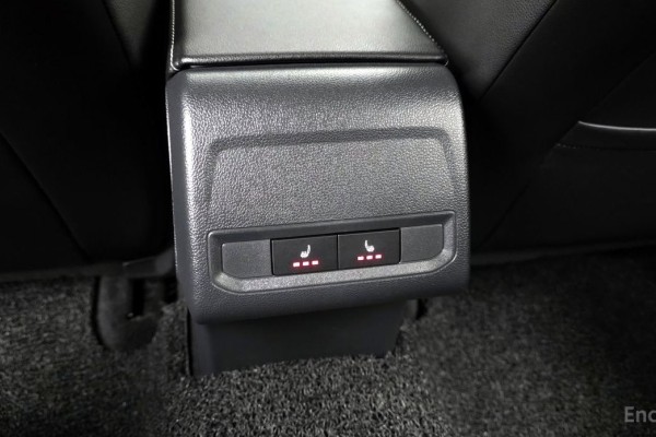 2022 Volkswagen Jetta с пробегом 33 736 км