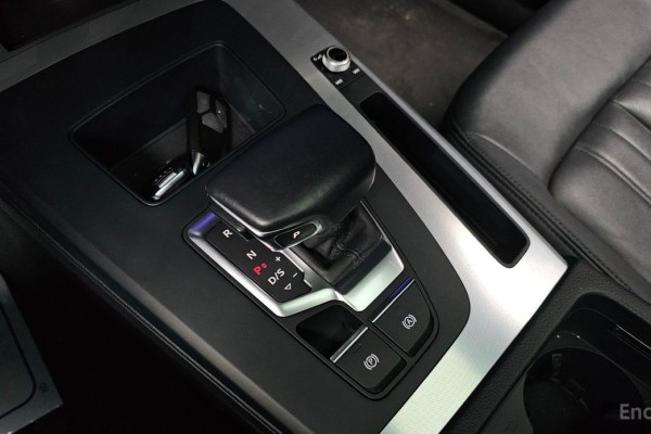 2022 Audi Q5 с пробегом 65 982 км