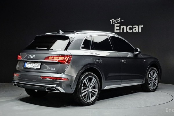 2023 Audi Q5 с пробегом 10 862 км