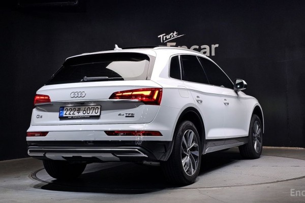 2023 Audi Q5 с пробегом 8 330 км