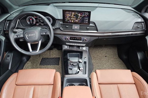 2023 Audi Q5 с пробегом 10 862 км