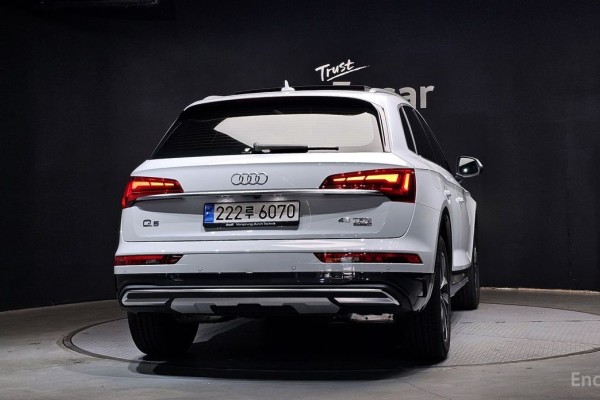 2023 Audi Q5 с пробегом 8 330 км
