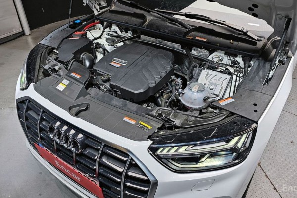 2023 Audi Q5 с пробегом 8 330 км