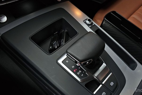 2023 Audi Q5 с пробегом 8 330 км