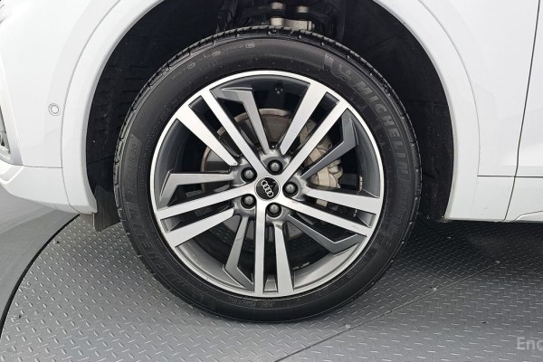 2023 Audi Q5 с пробегом 49 834 км