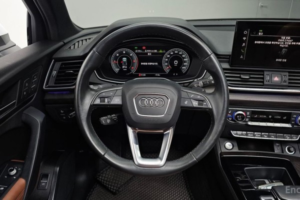 2023 Audi Q5 с пробегом 49 834 км