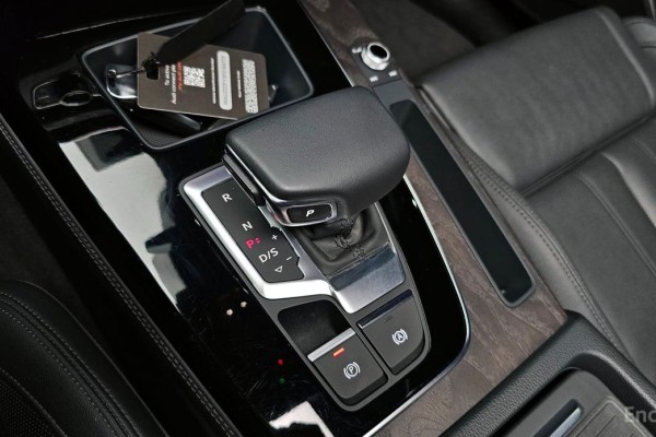 2023 Audi Q5 с пробегом 23 251 км