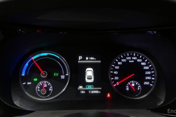 2022 Kia K5 с пробегом 112 440 км