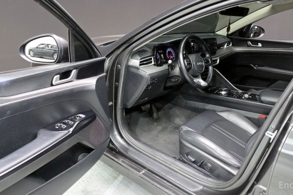 2022 Kia K5 с пробегом 112 440 км