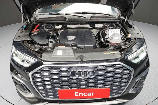 2023 Audi Q5 с пробегом 24 727 км