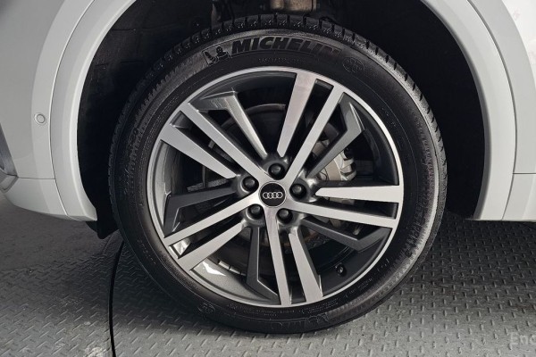 2022 Audi Q5 с пробегом 42 765 км