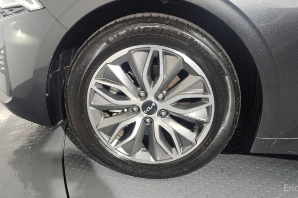 2021 Kia K5 с пробегом 92 921 км