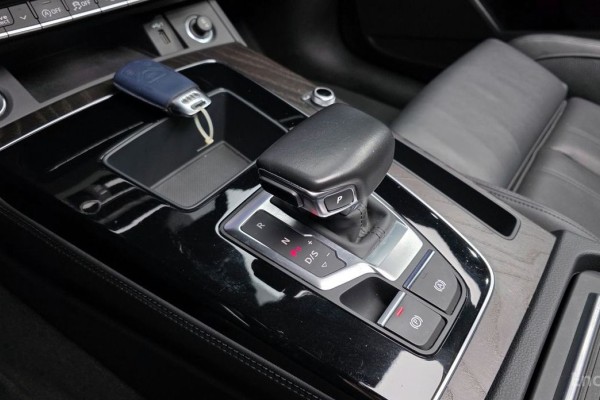 2023 Audi Q5 с пробегом 73 149 км