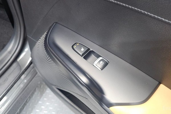 2021 Kia K5 с пробегом 92 921 км