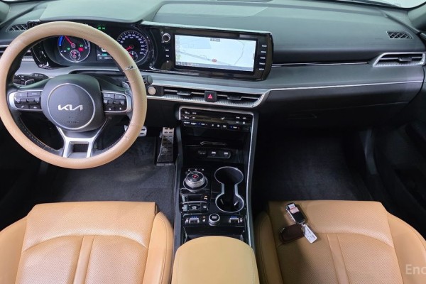 2021 Kia K5 с пробегом 106 917 км