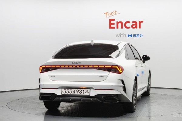 2022 Kia K5 с пробегом 114 746 км