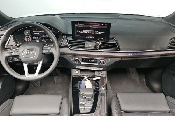 2023 Audi Q5 с пробегом 37 581 км