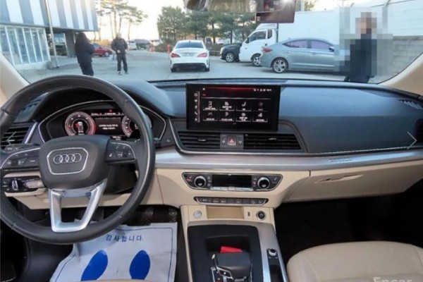 2021 Audi Q5 с пробегом 106 684 км