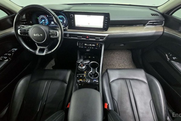 2022 Kia K5 с пробегом 98 632 км