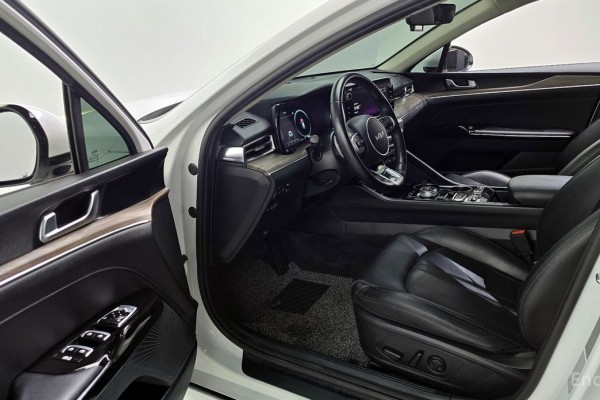 2022 Kia K5 с пробегом 98 632 км